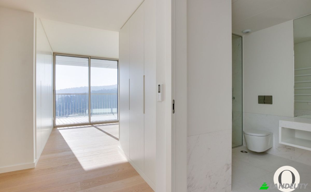 Condo for Sale R de Campolide S, 1070-034 Lisboa, Lisbon, Portugal. Photo 13