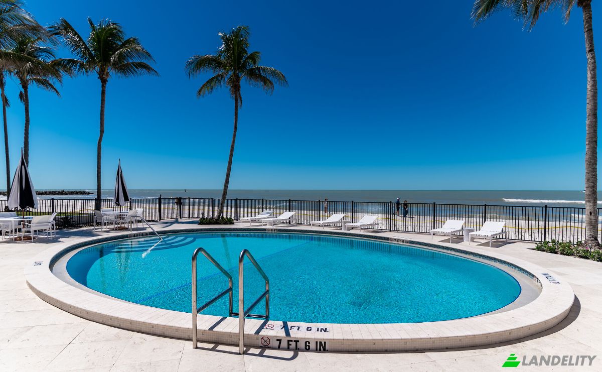 Maison de ville à vendre 871 Gulf Shore Blvd N, Naples, Collier County, Florida, United States, FL 34102, USA. Photo 22