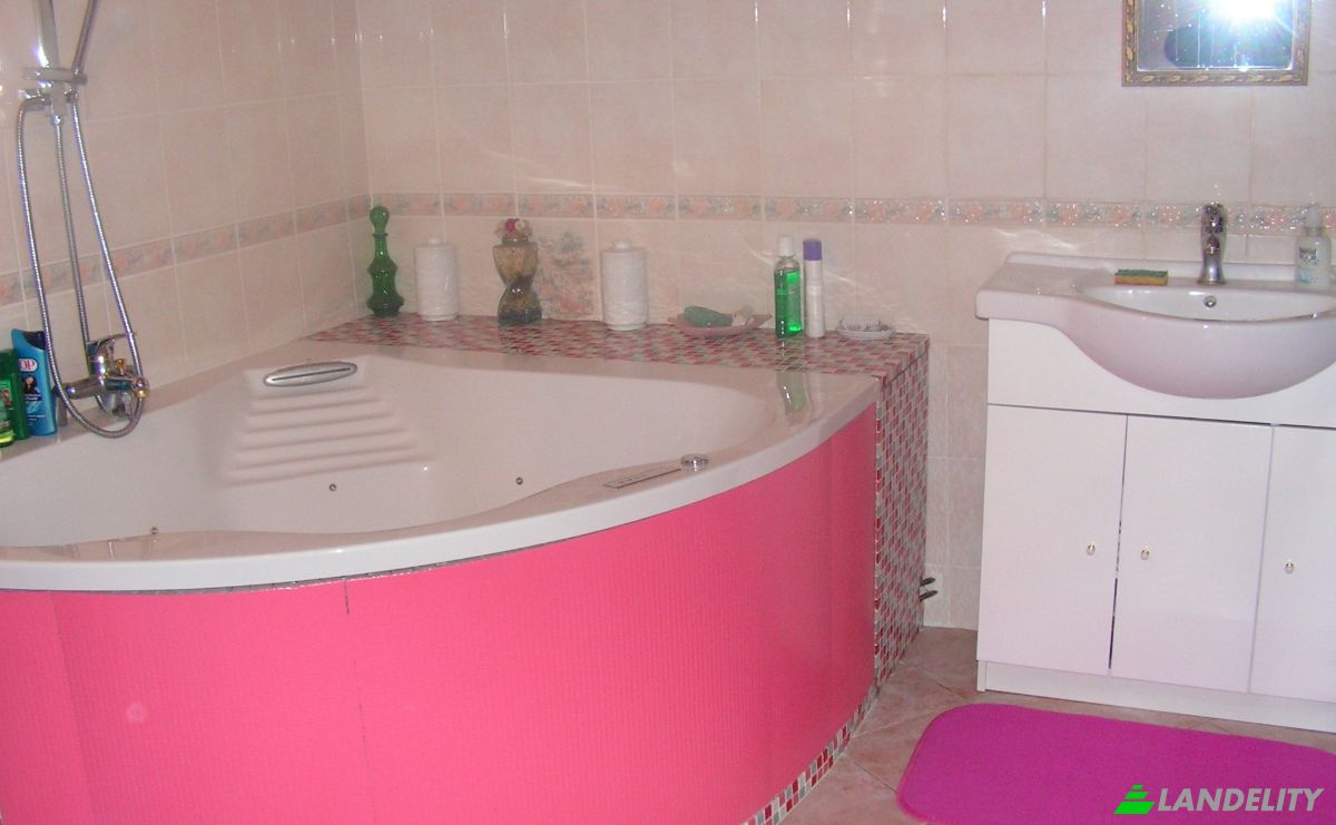 Single Family Home for Sale 61 Rue Saint-Pierre, 50310 Le Ham, Le Ham, Manche, Normandy, France. Photo 6