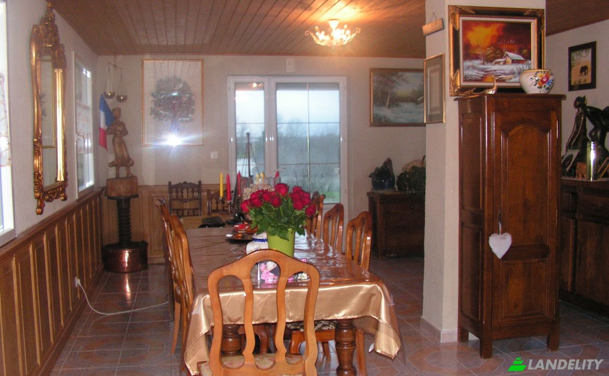 Single Family Home for Sale 61 Rue Saint-Pierre, 50310 Le Ham, Le Ham, Manche, Normandy, France. Photo 8