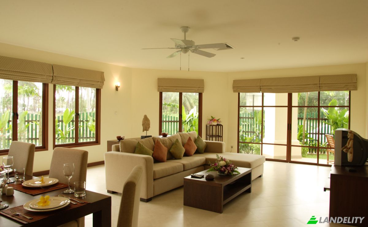 Apartment for Sale Tanon Tee Maimi Shue, Tambon Choeng Thale, Amphoe Thalang, Chang Wat Phuket 83110, Choeng Thale, Thalang District, Phuket, Thailand. Photo 10