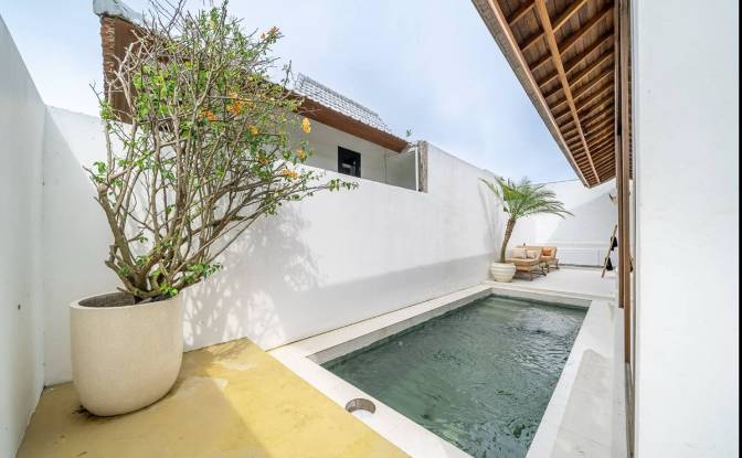Villa for Sale Jl Graha Canggu No3, Tibubeneng. Photo#2 Villa for Sale Jl Graha Canggu No3, Tibubeneng. Photo#2