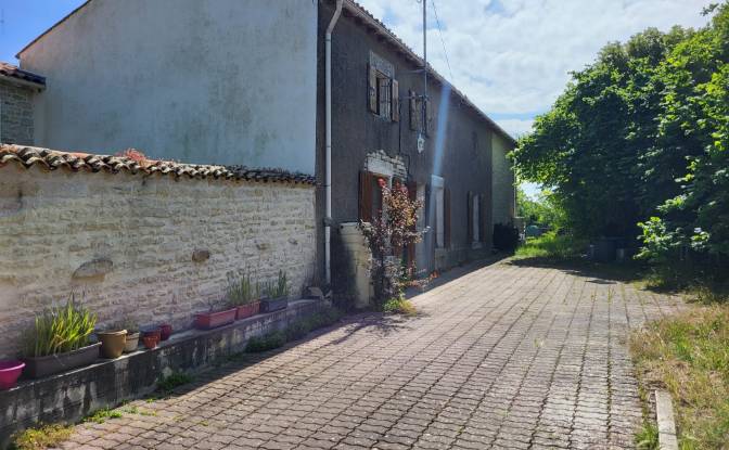 Maison de ville à vendre 44 Rue de la Poste. Photo#2