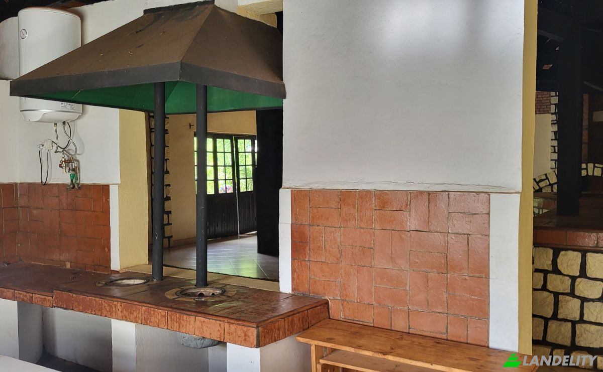 Mansion for Sale RN7, Ambohimanamora, Antsirabe I, Vakinankaratra, Madagascar. Photo 18