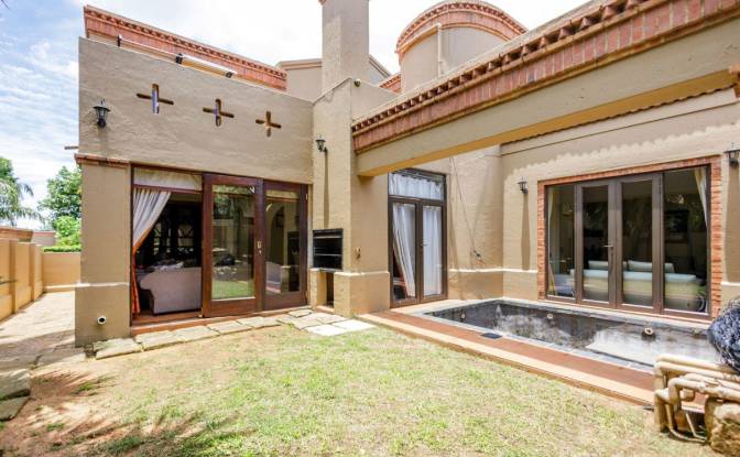 Townhouse for Sale - Roodepoort, South Africa