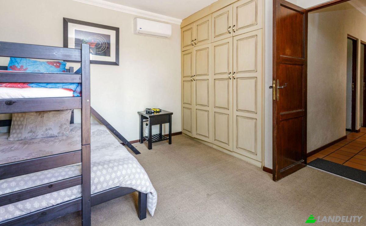 Townhouse for Sale 698 Whispering Straights Rd, Eagle Canyon Golf Estate, Honeydew, 2170, Roodepoort, City of Johannesburg Metropolitan Municipality, Gauteng, South Africa. Photo 13