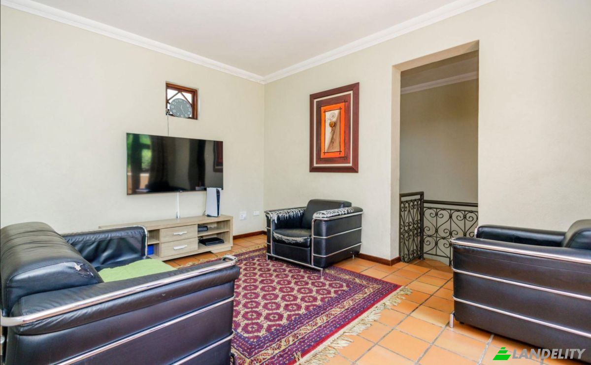 Townhouse for Sale 698 Whispering Straights Rd, Eagle Canyon Golf Estate, Honeydew, 2170, Roodepoort, City of Johannesburg Metropolitan Municipality, Gauteng, South Africa. Photo 5