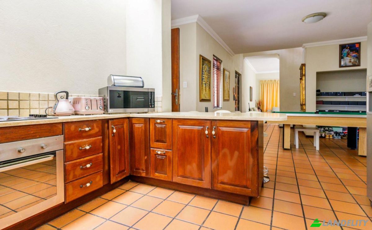 Townhouse for Sale 698 Whispering Straights Rd, Eagle Canyon Golf Estate, Honeydew, 2170, Roodepoort, City of Johannesburg Metropolitan Municipality, Gauteng, South Africa. Photo 10
