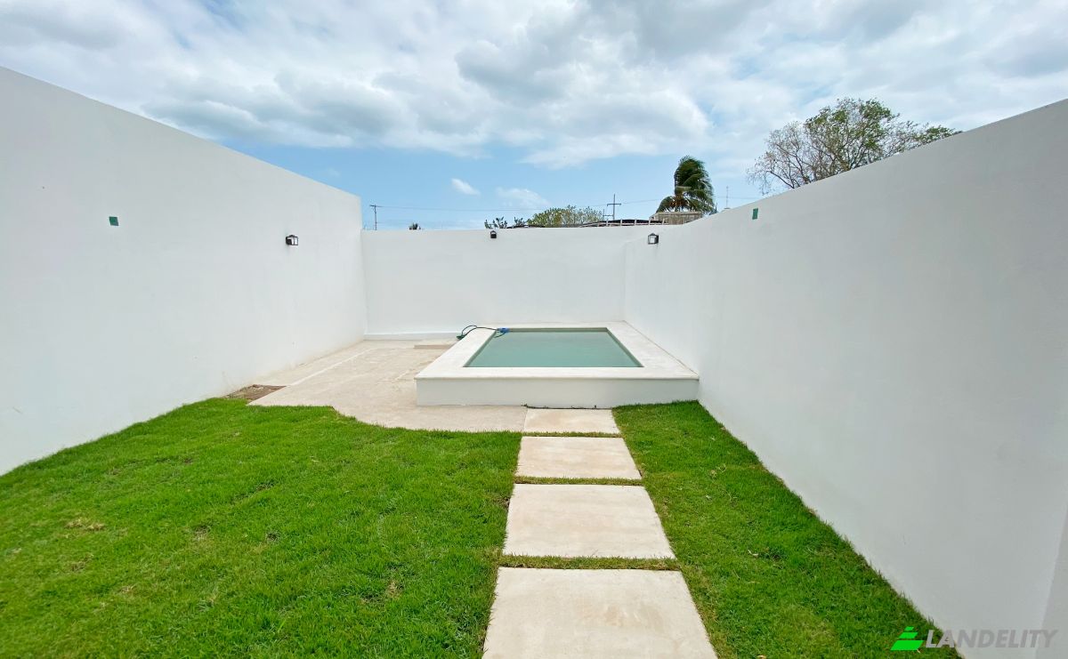 Single Family Home for Sale Vallarta 19, Joaquin Zetina Gasca, Villas Morelos I, 77580 Puerto Morelos, Puerto Morelos, Quintana Roo, Mexico. Photo 2