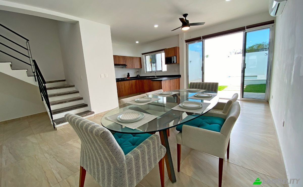 Single Family Home for Sale Vallarta 19, Joaquin Zetina Gasca, Villas Morelos I, 77580 Puerto Morelos, Puerto Morelos, Quintana Roo, Mexico. Photo 7