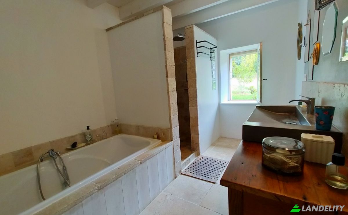 Villa for Sale La Pleche den Bas, 32190 Vic-Fezensac, Vic-Fezensac, Gers, Occitanie, France. Photo 8