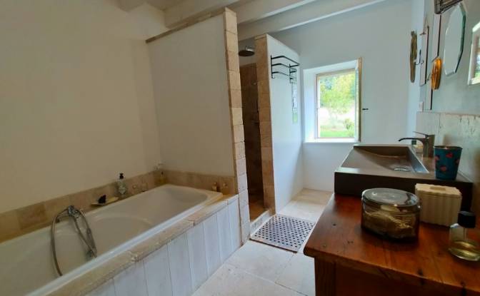 Villa for Sale La Pleche den Bas. Photo#8