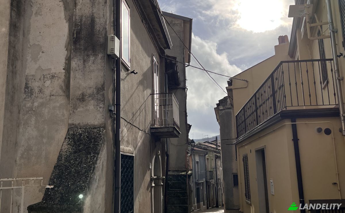 Casa unifamiliare in vendita Via Borgo, 82020 Baselice BN, Baselice, Provincia di Benevento, Campania, Italia. Foto 13