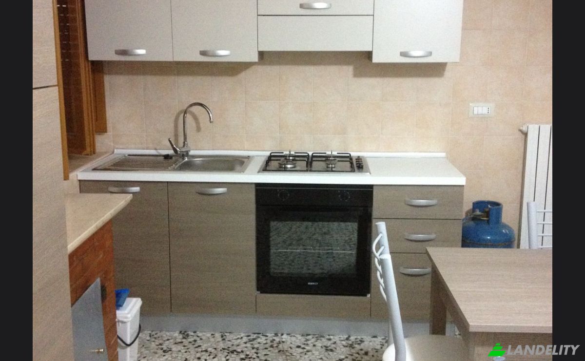 Casa unifamiliare in vendita Via Borgo, 82020 Baselice BN, Baselice, Provincia di Benevento, Campania, Italia. Foto 2