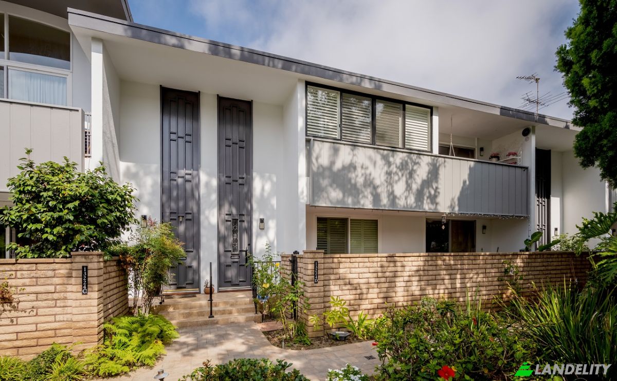Condo for Sale 13220 Admiral Ave, Marina Del Rey, CA 90292, USA, Los Angeles, Los Angeles County, California, United States. Photo 2