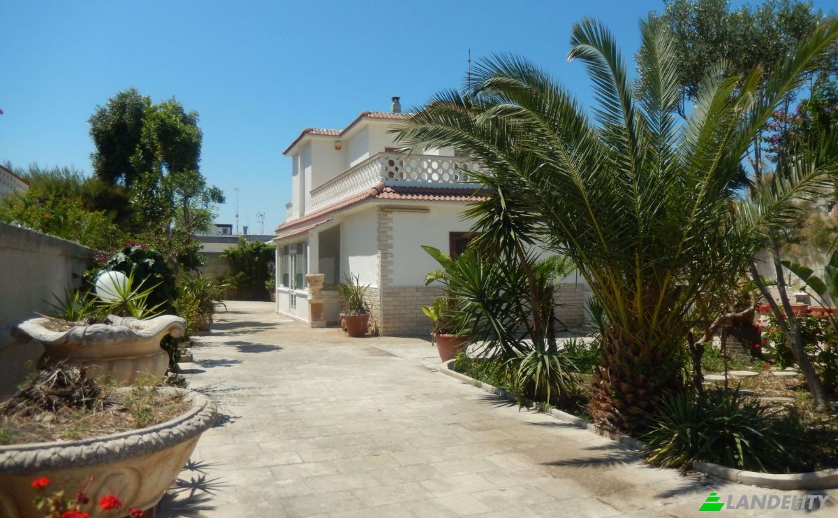 Villa for Sale Residence Andromeda, 70054 Le Macchie BA, Le Macchie, Metropolitan City of Bari, Apulia, Italy. Photo 12