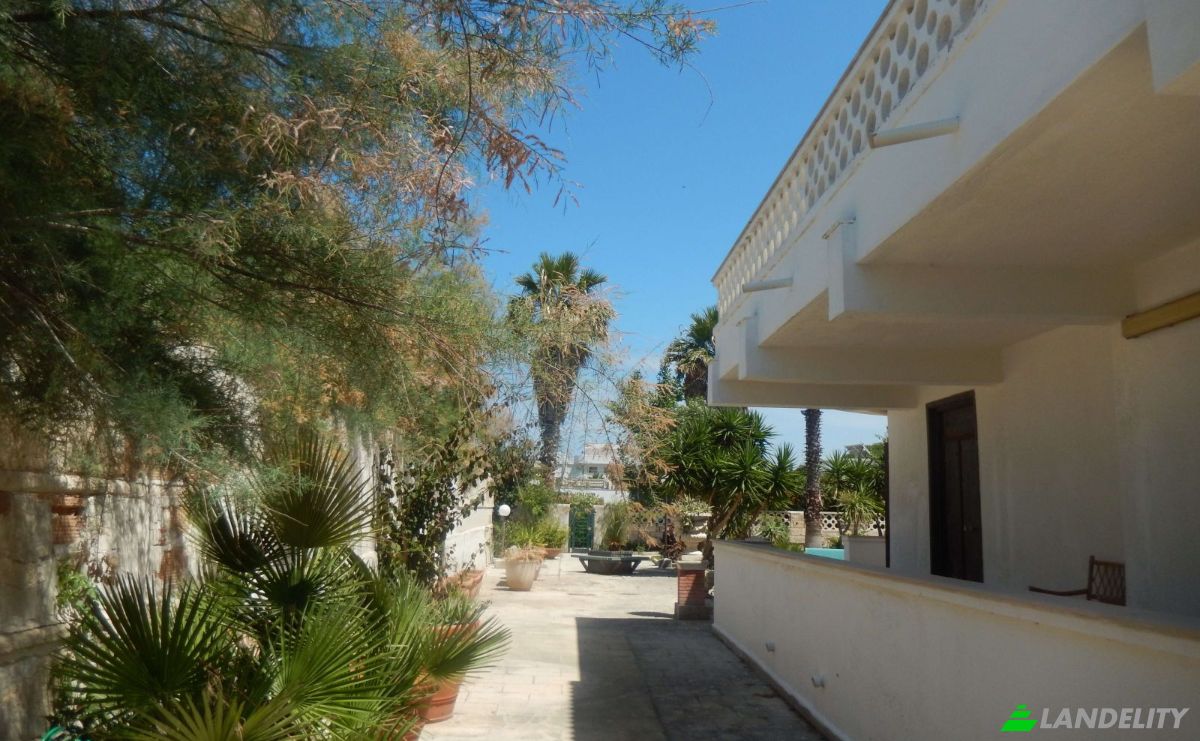 Villa for Sale Residence Andromeda, 70054 Le Macchie BA, Le Macchie, Metropolitan City of Bari, Apulia, Italy. Photo 19