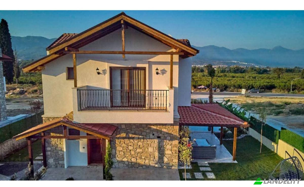 Villa for Sale Davutlar Mh, Ataturk Cd No:127, 09430 Kusadasi Aydin, Kusadasi Aydin, Kusadasi, Aydin, Turkiye. Photo 2