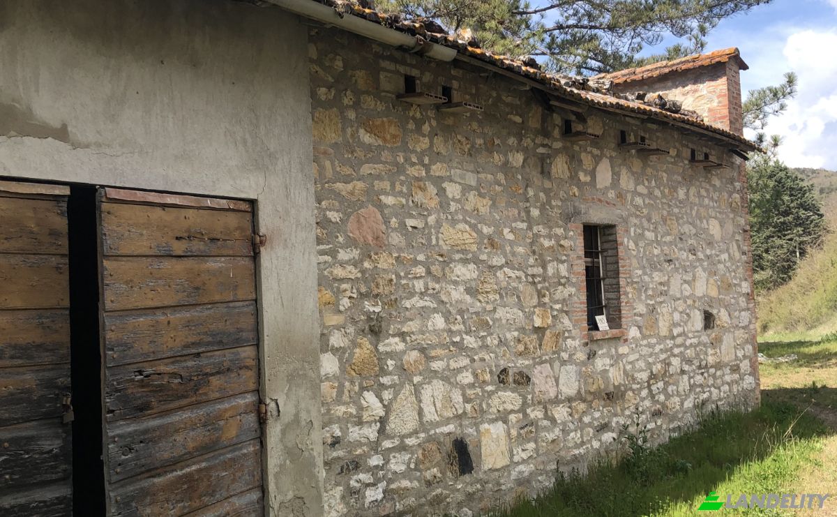 Villa for Sale Str Colle Umberto, Ponte Nese, 112, 06133 Perugia PG, Perugia, Province of Perugia, Umbria, Italy. Photo 4
