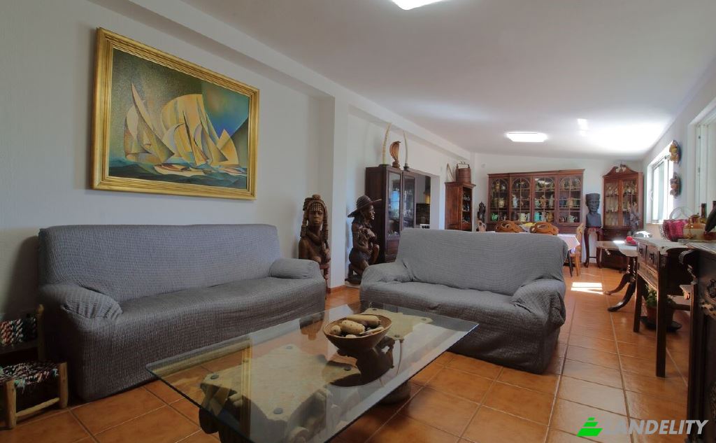 Single Family Home for Sale Alvor, Portimao, Faro District, Portugal. Photo 3