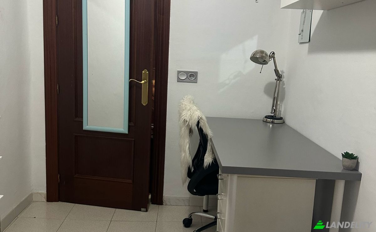 Townhouse for Sale C Alcalde Romero Raggio, Carretera de Cadiz, Malaga, Andalusia, Spain. Photo 7