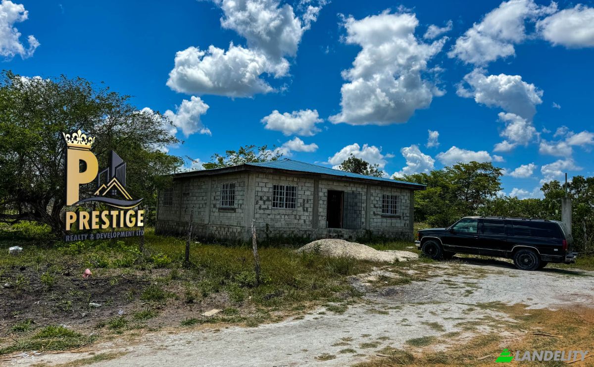 Single Family Home for Sale Carmelita, Orange Walk District, Belize. Photo 1
