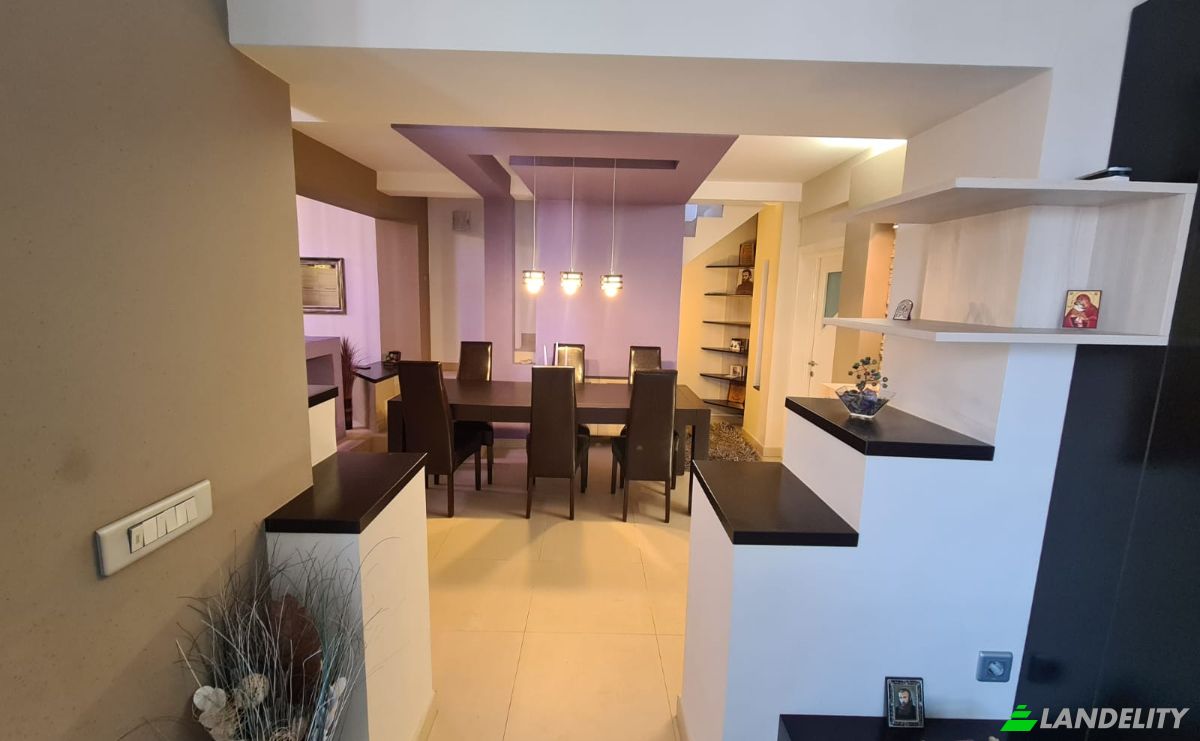 Single Family Home for Sale Strada Iuliu Maniu 1, Blaj 515400, Blaj, Alba County, Romania. Photo 6