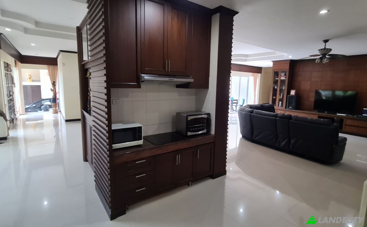 Villa for Rent 18 143 Soi Sreekor, Tambon Kathu, Amphoe Kathu, Chang Wat Phuket 83120, Kathu, Kathu District, Phuket, Thailand. Photo 10