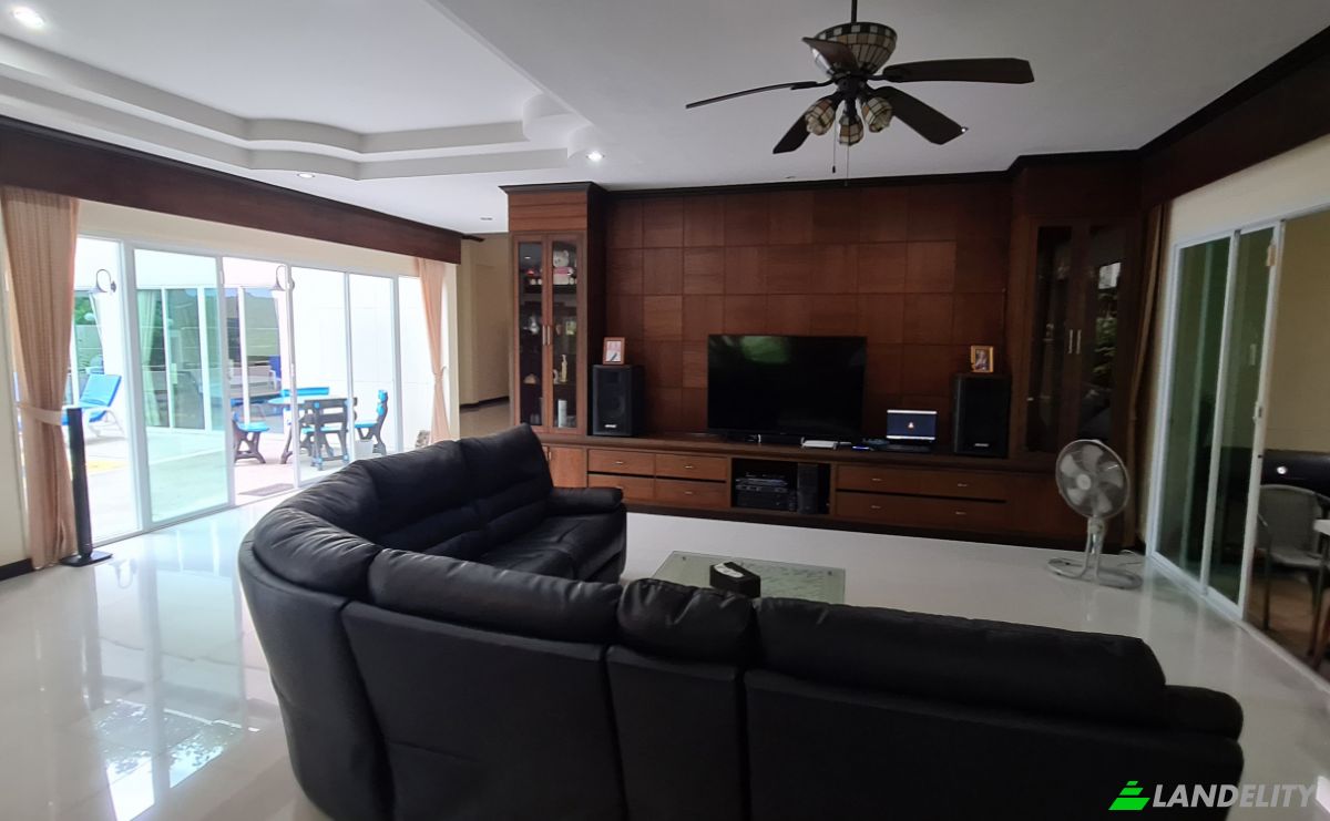 Villa for Rent 18 143 Soi Sreekor, Tambon Kathu, Amphoe Kathu, Chang Wat Phuket 83120, Kathu, Kathu District, Phuket, Thailand. Photo 5