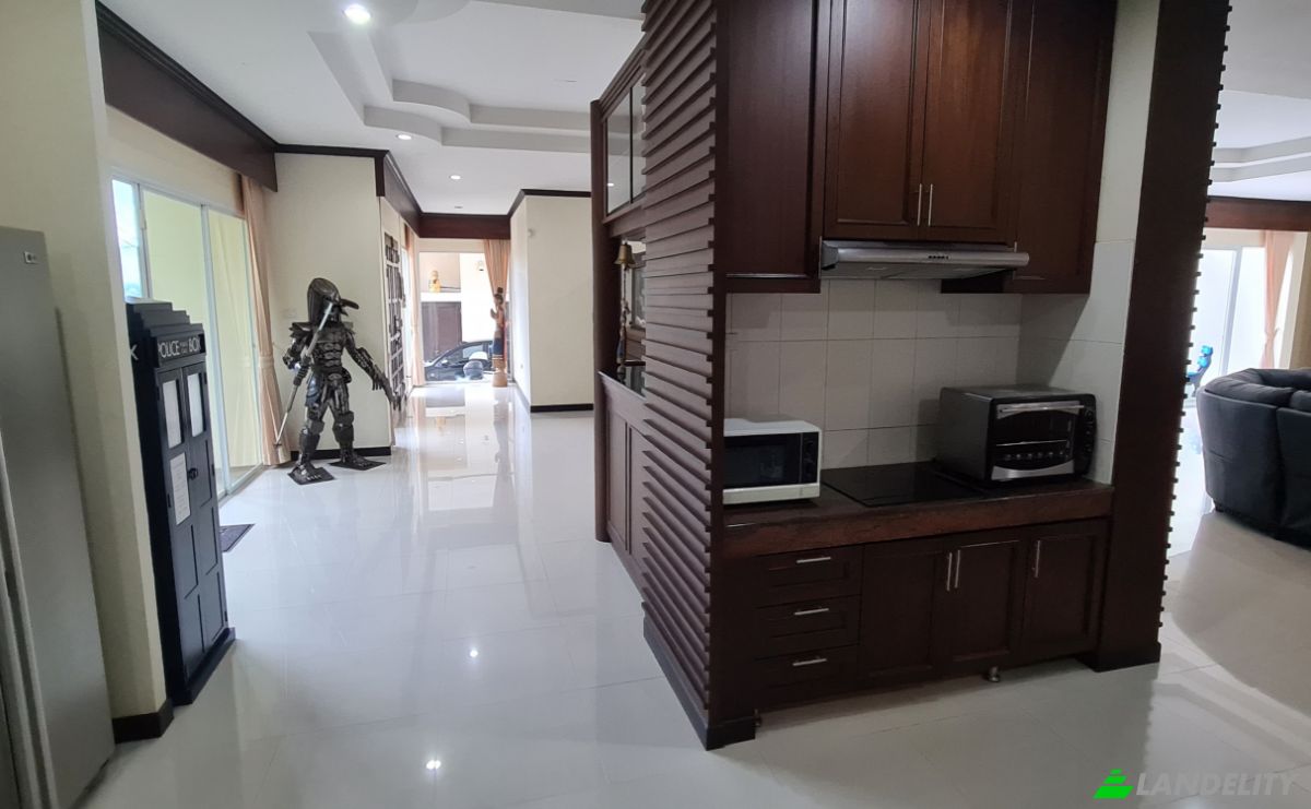 Villa for Sale 18 143 Soi Sreekor, Tambon Kathu, Amphoe Kathu, Chang Wat Phuket 83120, Kathu, Kathu District, Phuket, Thailand. Photo 6