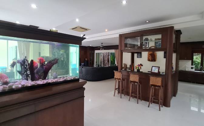 Villa for Sale 18 143 Soi Sreekor, Tambon Kathu. Photo#9 Villa for Sale 18 143 Soi Sreekor, Tambon Kathu. Photo#9
