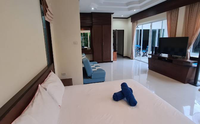 Villa for Sale 18 143 Soi Sreekor, Tambon Kathu. Photo#14 Villa for Sale 18 143 Soi Sreekor, Tambon Kathu. Photo#14
