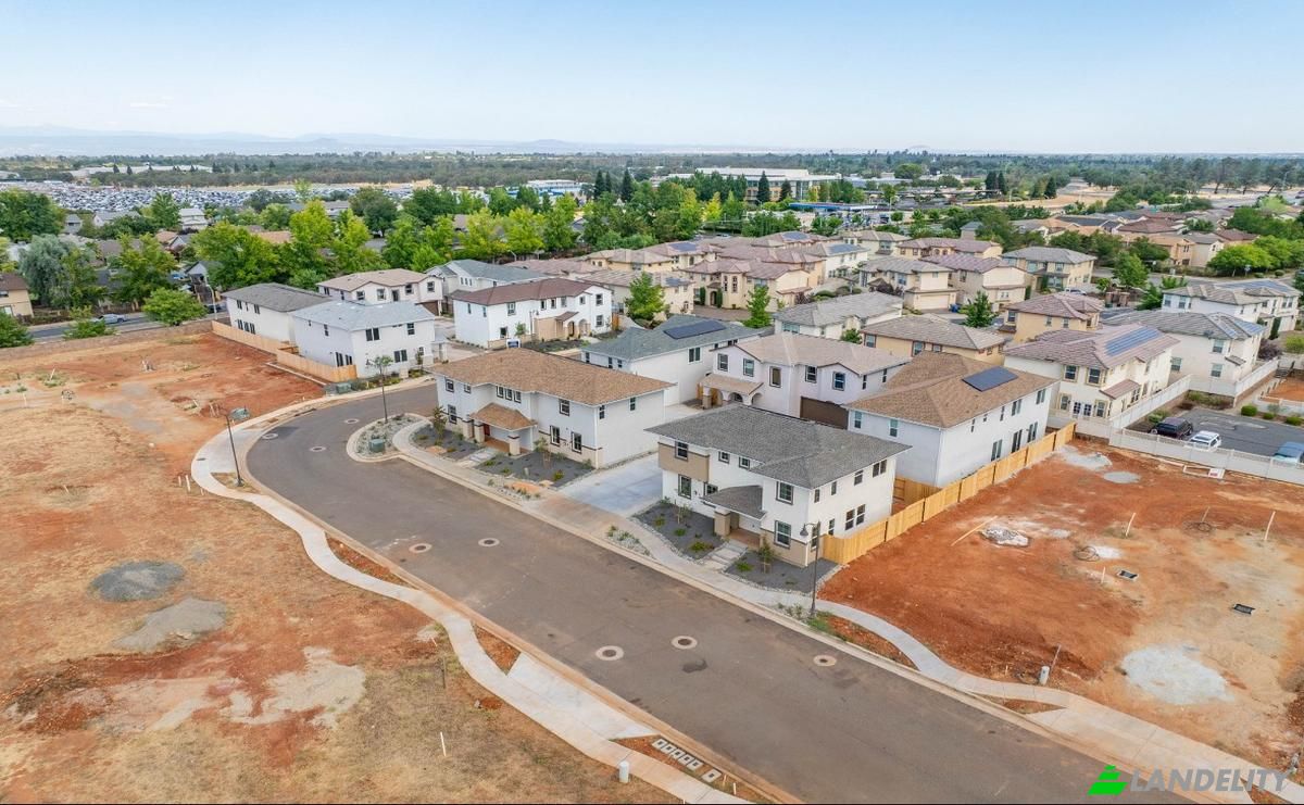 Land Lot for Sale 2216 Milano Trail, Redding, Shasta County, California, United States, CA 96003, USA. Photo 3