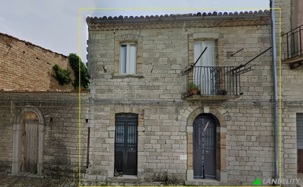 Apartment for Sale Via Fontana, 86030 Acquaviva Collecroce CB, Acquaviva Collecroce, Province of Campobasso, Molise, Italy. Photo 2