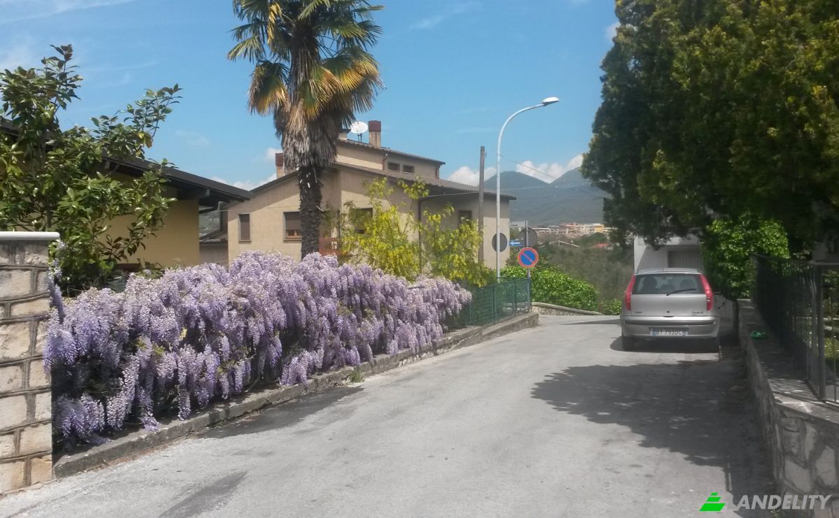 Villa for Sale Via Francesco Iovine, 86170 Isernia IS, Isernia, Province of Isernia, Molise, Italy. Photo 2