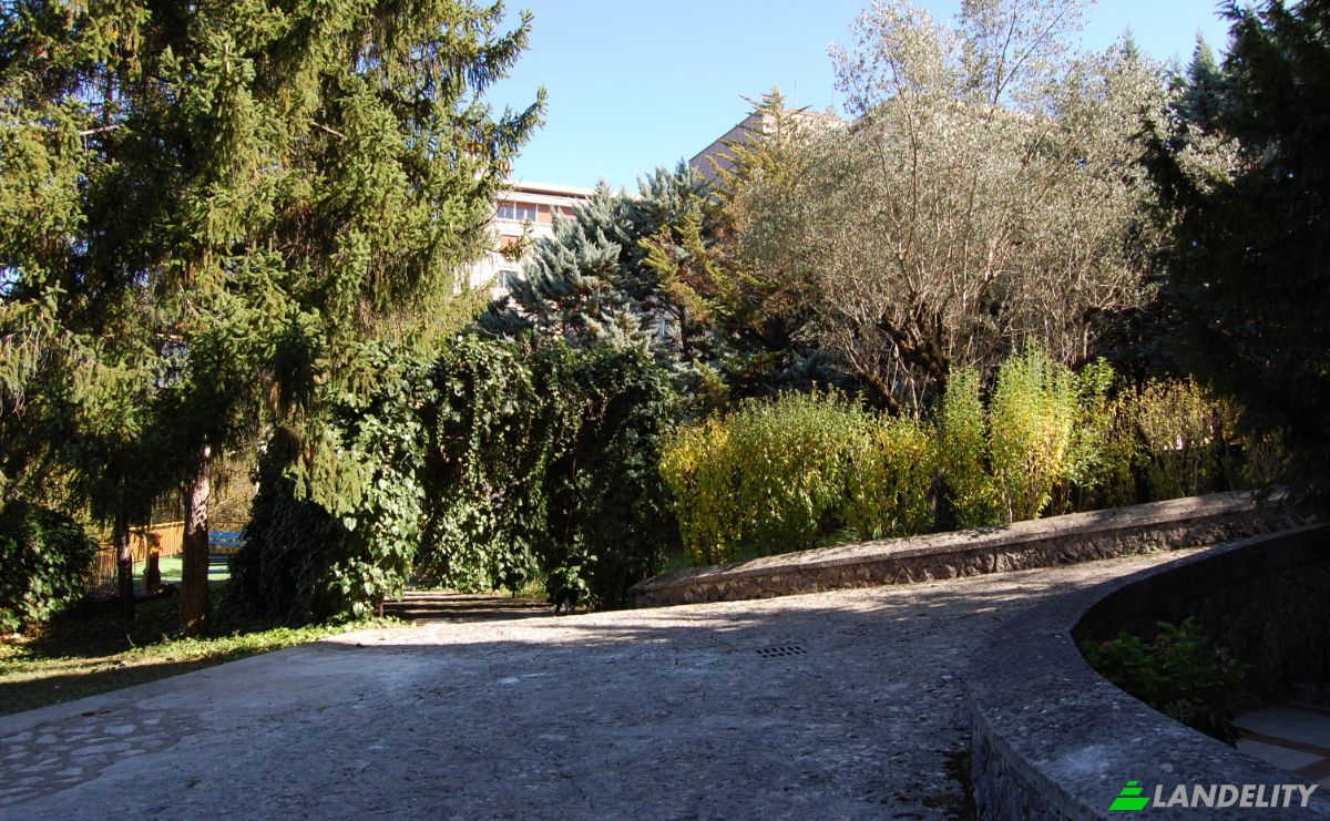 Villa for Sale Via Francesco Iovine, 86170 Isernia IS, Isernia, Province of Isernia, Molise, Italy. Photo 6