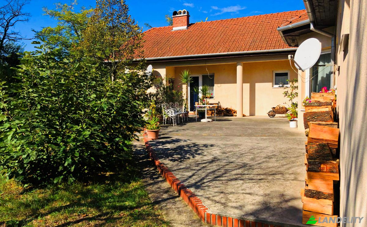Villa for Sale Aba, Abai, Fejer, Hungary, Hrsz 63Sz Fout 093 6, 8127 Hungary. Photo 21