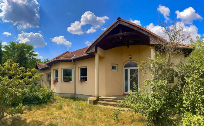 Villa for Sale Aba, Abai, Fejer, Hungary. Photo#6 Villa for Sale Aba, Abai, Fejer, Hungary. Photo#6