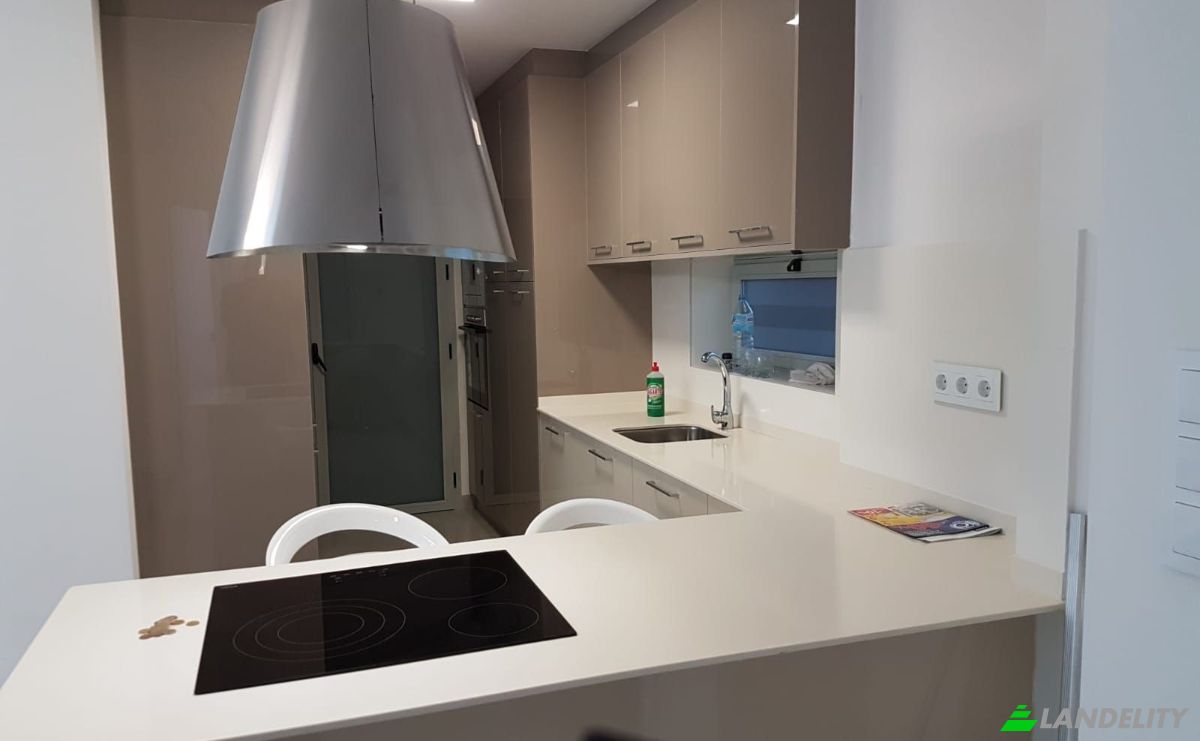 Apartment for Sale Av Murtal, Benidorm, Alicante, Valencian Community, Spain. Photo 5