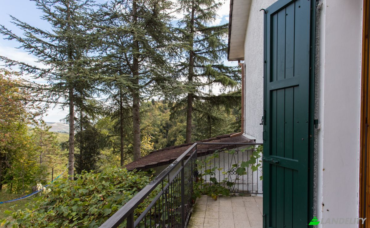 Single Family Home for Sale Via Monte Capra, 40037 Sasso Marconi BO, Sasso Marconi, Metropolitan City of Bologna, Emilia-Romagna, Italy. Photo 4