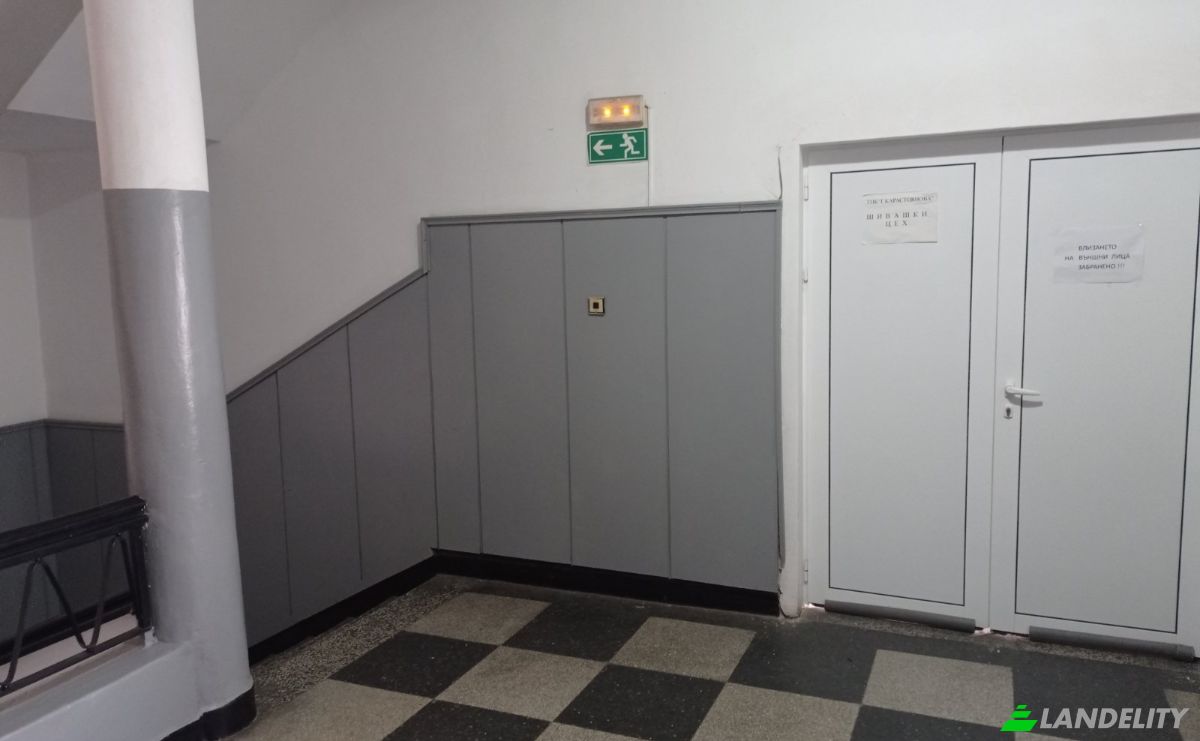 Commercial Building for Sale Tsentar, ul III-mu March 1, 3600 Lom, Lom, Montana Province, Bulgaria. Photo 14