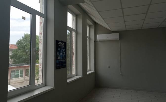 Commercial Building for Sale Tsentar. Photo#15 Commercial Building for Sale Tsentar. Photo#15
