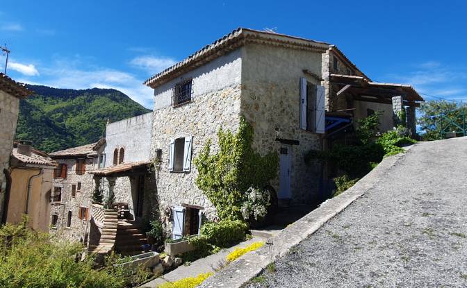 Townhouse for Sale - Le Mas, France