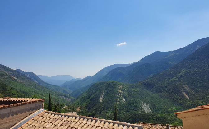 Townhouse for Sale 39 Mnt de lEglise. Photo#2 Townhouse for Sale 39 Mnt de lEglise. Photo#2