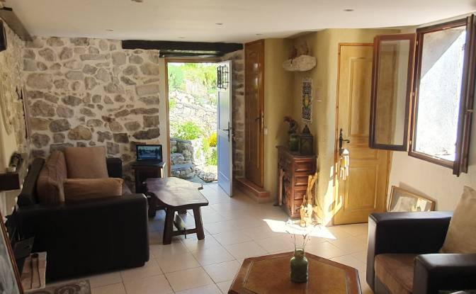 Townhouse for Sale 39 Mnt de lEglise. Photo#3 Townhouse for Sale 39 Mnt de lEglise. Photo#3