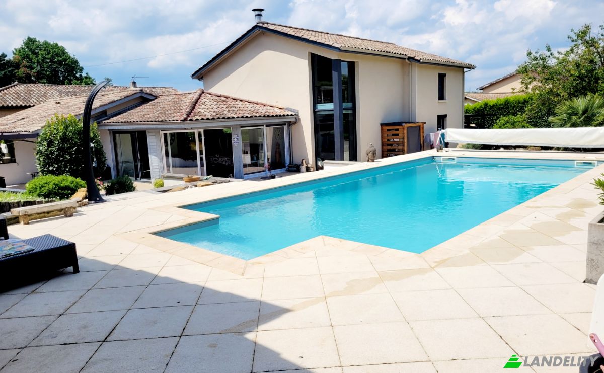 Villa for Sale 110 Chem de Saint-Martin, 69480 Pommiers, Pommiers, Rhone, Auvergne-Rhone-Alpes, France. Photo 10