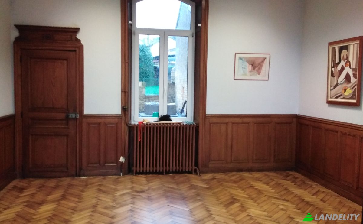 Mansion for Sale 11 Rue General de Gaulle, 55600 Montmedy, Montmedy, Meuse, Grand Est, France. Photo 5