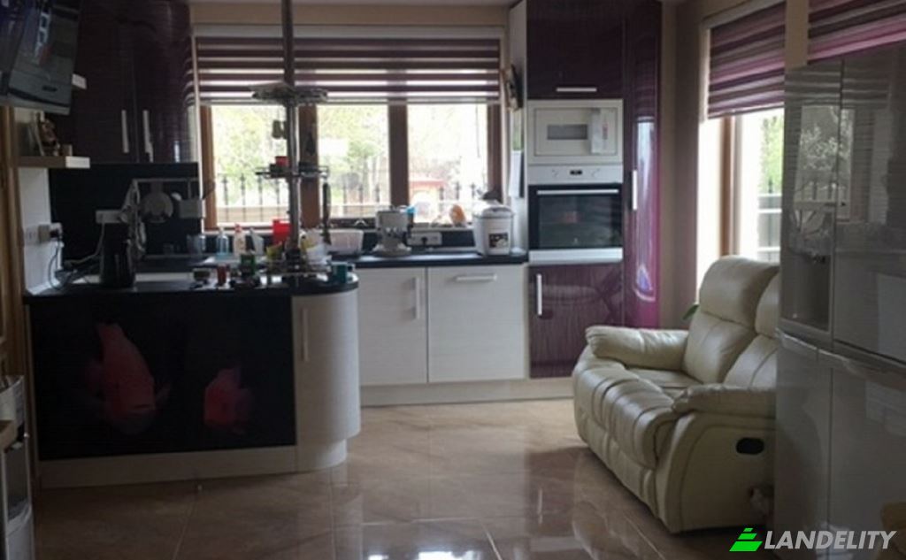 Single Family Home for Sale Sv Sv Konstantin Elena, Saints Constantine and Helena, Varna Municipality, Varna, Bulgaria. Photo 16