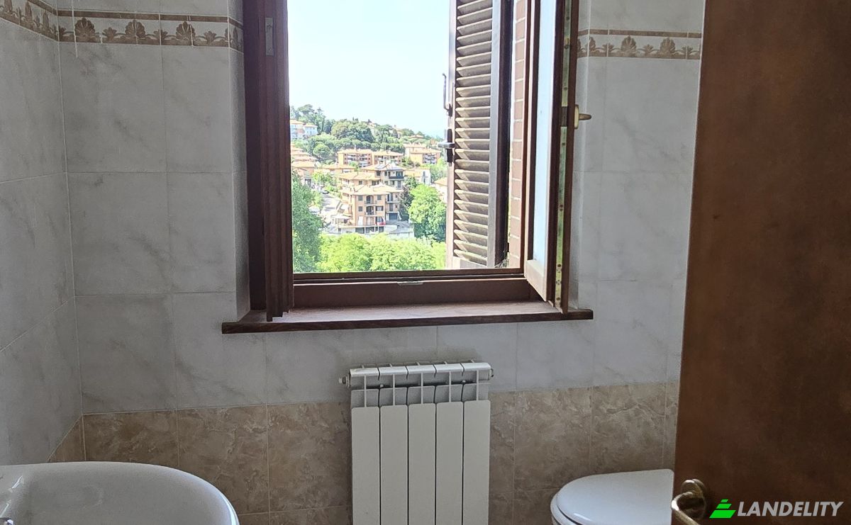 Apartment for Sale Via Iris Origo, 53045 Montepulciano SI, Montepulciano, Province of Siena, Tuscany, Italy. Photo 9