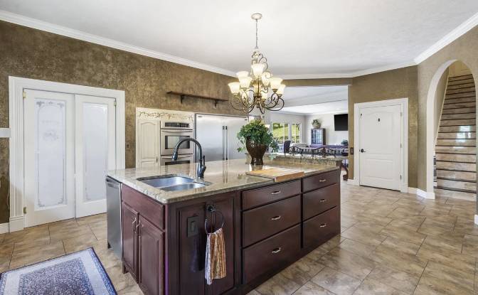 Single Family Home for Sale 200 Barnes Ln, Branson. Photo#9